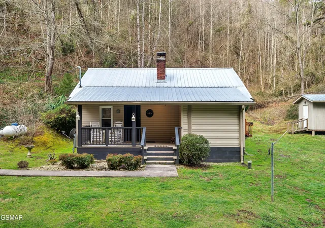 Photo 1 of Single family home for sale at 1105 King Branch Rd, Sevierville, TN 37876 | MLS# 3306172 | Listing updated on 2026-09-25