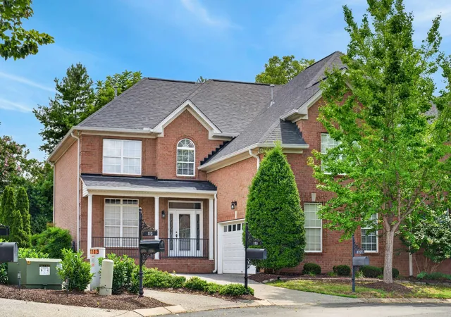 Photo 1 of Single family home for sale at 117 Belmont Cir, Hendersonville, TN 37075 | MLS# 3317687 | Listing updated on 2026-08-30