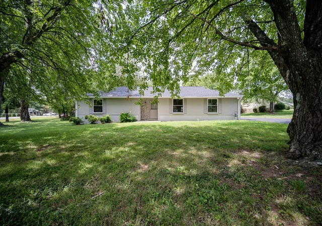 Photo 2 of Single family home for sale at 315 Pioneer Dr, Smyrna, TN 37167 | MLS# 3306649 | Listing updated on 2026-08-30