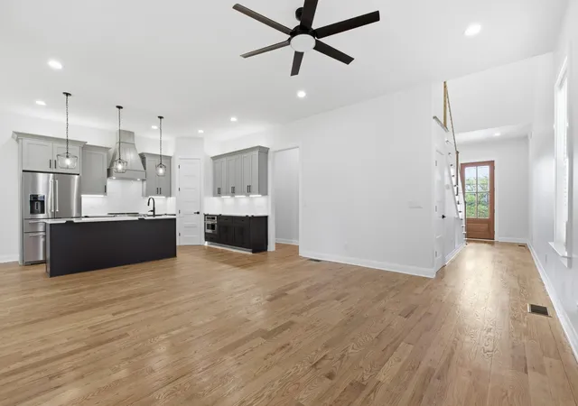 Photo 3 of Single family home for sale at 2310 18th Avenue N, Nashville, TN 37208 | MLS# 3306230 | Listing updated on 2026-09-06