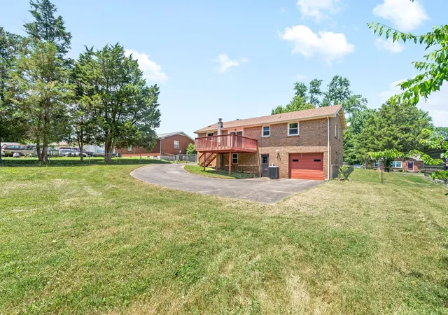 30th image of 208 Aster Dr, Clarksville, TN 37042 | MLS# 3309349