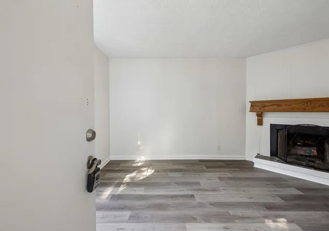 Photo 2 of Single family home for sale at 3245 Niagara Dr, Nashville, TN 37214 | MLS# 3306213 | Listing updated on 2026-09-04