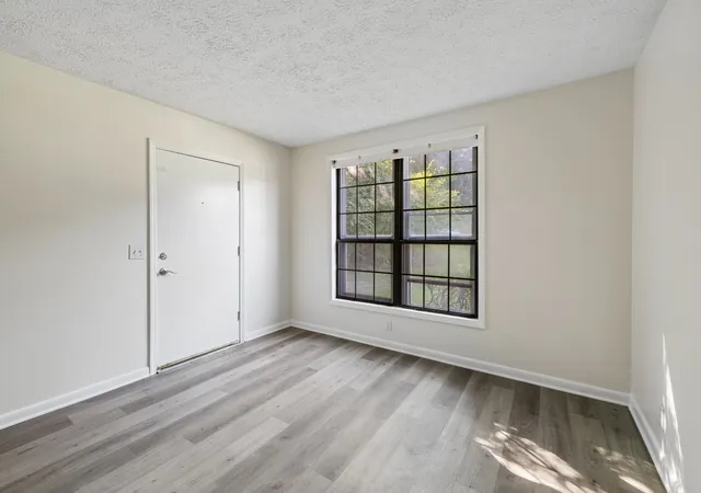 Photo 4 of Single family home for sale at 3245 Niagara Dr, Nashville, TN 37214 | MLS# 3306213 | Listing updated on 2026-09-04