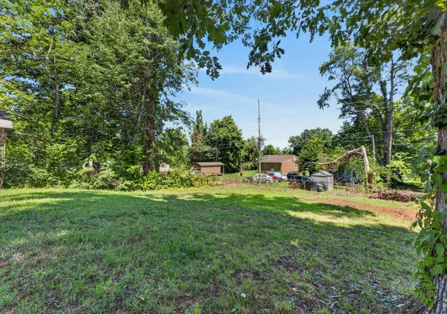 24th image of 43 Chestnut Dr, Clarksville, TN 37042 | MLS# 3306210