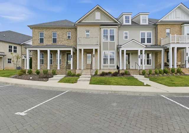1st image of 152 Nearwater Pl, Hendersonville, TN 37075 | MLS# 3318525