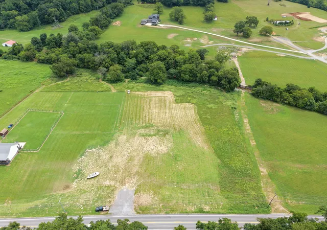 2nd image of 2630 New Hope Rd, Hendersonville, TN 37075 | MLS# 3306634