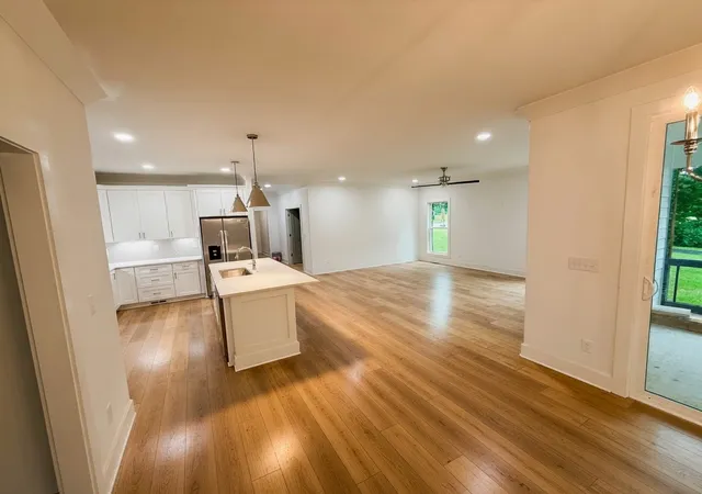 3rd image of 57 Cypress Point Dr, Winchester, TN 37398 | MLS# 3306261