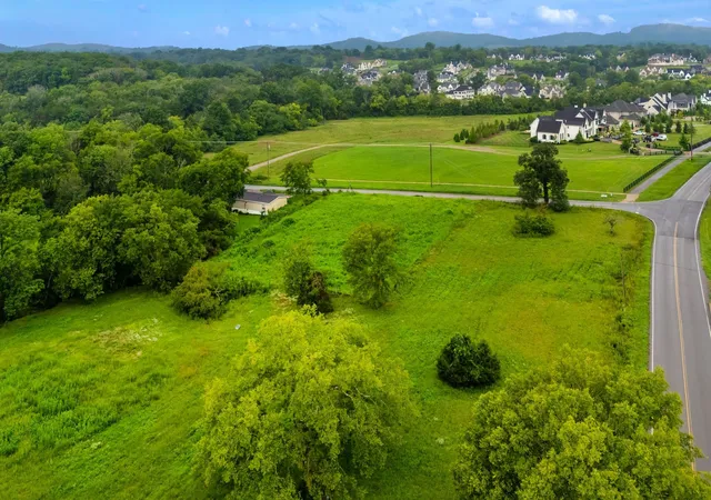 Photo 2 of Land for sale at 9861 Split Log Rd, Brentwood, TN 37027 | MLS# 3311535 | Listing updated on 2026-07-29