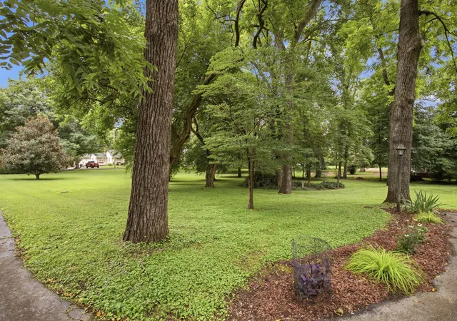 2nd image of 1004 Hillcrest Ave, Columbia, TN 38401 | MLS# 3306287
