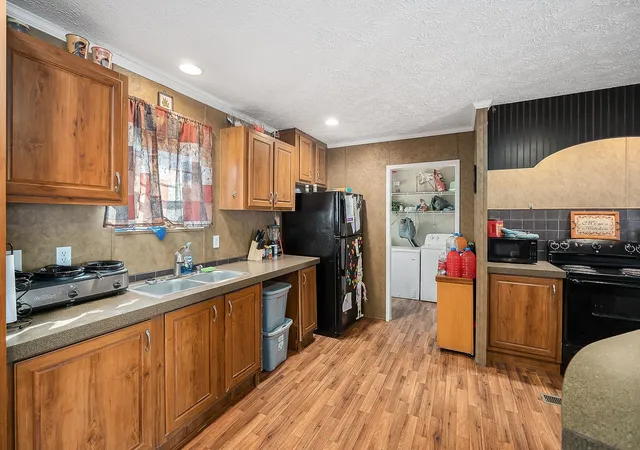 Photo 4 of Manufactured home for sale at 1363 Laws Rd, Mc Minnville, TN 37110 | MLS# 3306354 | Listing updated on 2026-09-07