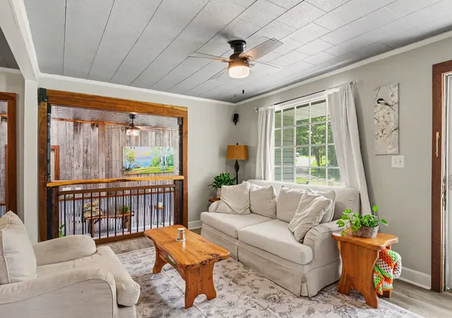 Photo 3 of Single family home for sale at 1040 Nosegay Rd, White Bluff, TN 37187 | MLS# 3309393 | Listing updated on 2026-07-28