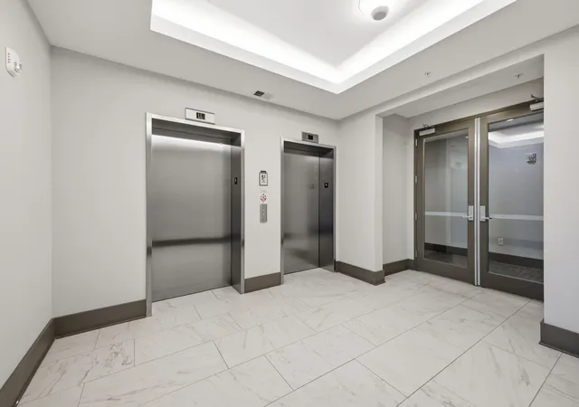 2nd image of 20 Rutledge St, Nashville, TN 37210