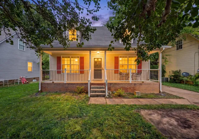 1st image of 9209 Pembroke Oak Grove Rd, Oak Grove, KY 42262 | MLS# 3306356