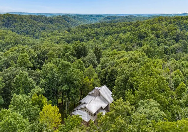 3rd image of 7910 Charlotte Pike, Nashville, TN 37221 | MLS# 3316066