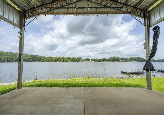 1st image of 987 River Front Dr, Clifton, TN 38425 | MLS# 3306442