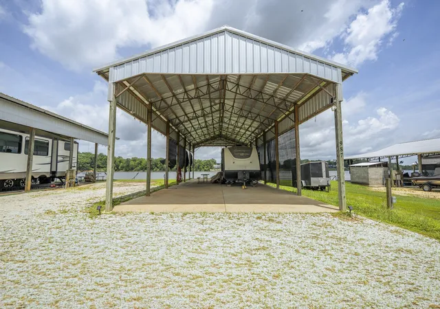 5th image of 987 River Front Dr, Clifton, TN 38425 | MLS# 3306442