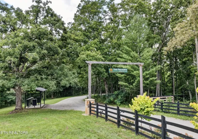2nd image of 39 Stonecipher Court, Sunbright, TN 37872 | MLS# 3523679