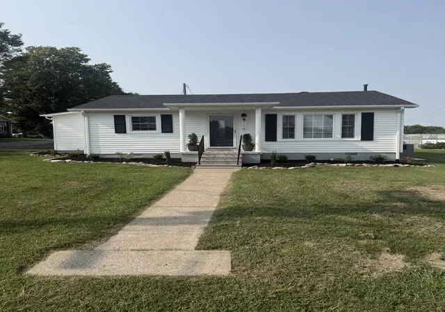 1st image of 119 Rogers St, Hartsville, TN 37074 | MLS# 3312344