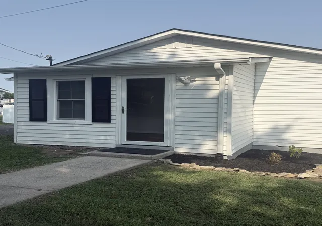Photo 3 of Single family home for sale at 119 Rogers St, Hartsville, TN 37074 | MLS# 3312344 | Listing updated on 2026-09-03
