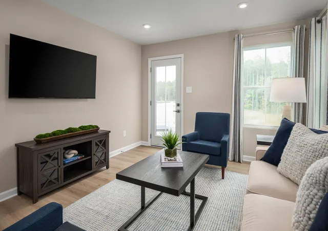 2nd image of 601 Big Bend Ct #201, White House, TN 37188 | MLS# 3306476