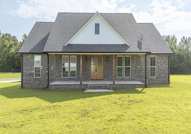 2nd image of 300 Charleston Ln, Adamsville, TN 38310 | MLS# 3309164