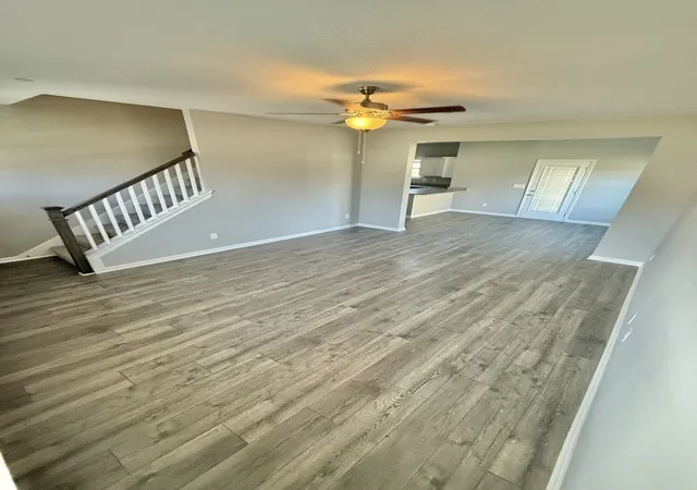 Photo 3 of Sale Pending at 1017 Amber Hills Dr, Ashland City, TN 37015 | MLS# 3306503 | Listing updated on 2026-08-29