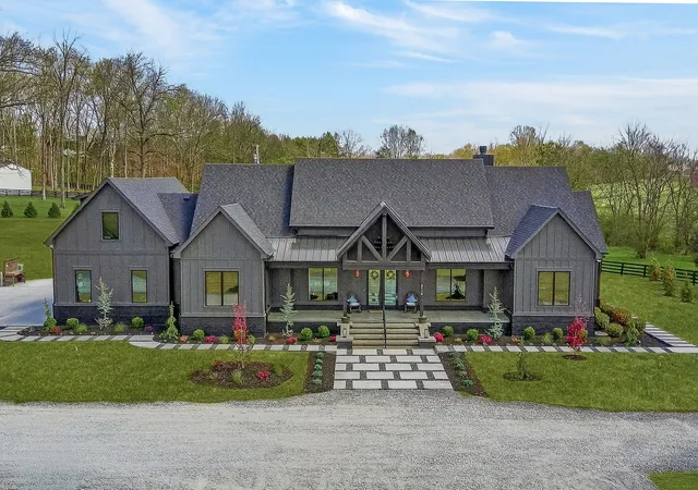 2nd image of 5710 Lunns Store Rd, Chapel Hill, TN 37034 | MLS# 3318705