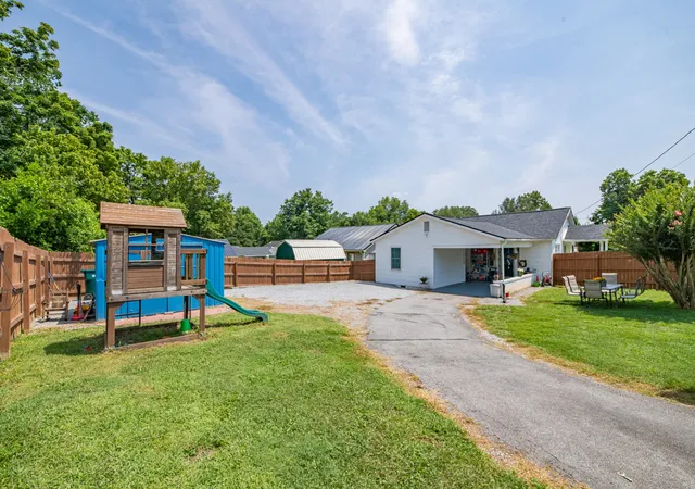 4th image of 504 Lincoln St, Pulaski, TN 38478 | MLS# 3319379
