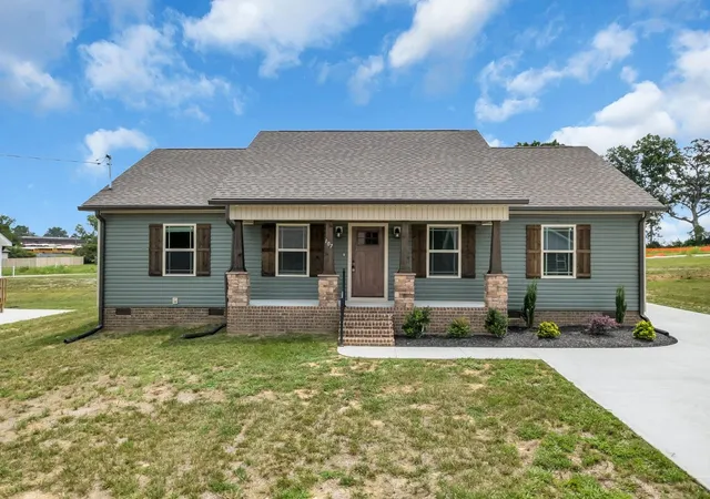 Photo 1 of Sale Pending at 107 Demonbreum Cir, Shelbyville, TN 37160 | MLS# 3314561 | Listing updated on 2026-09-03