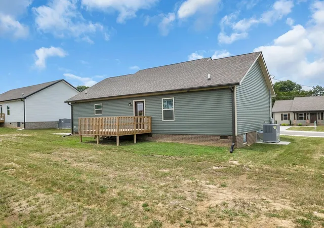 Photo 4 of Sale Pending at 107 Demonbreum Cir, Shelbyville, TN 37160 | MLS# 3314561 | Listing updated on 2026-09-03