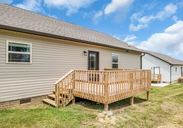 Photo 4 of Single family home for sale at 111 Demonbreum Cir, Shelbyville, TN 37160 | MLS# 3314563 | Listing updated on 2026-07-31