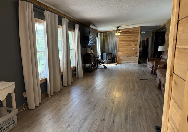 Photo 3 of Manufactured home for sale at 368 Bishop Troutt Rd, Westmoreland, TN 37186 | MLS# 3306692 | Listing updated on 2026-09-30