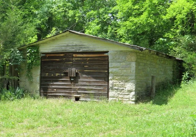 Photo 2 of Single family home for sale at 200 Hardy Rd, Pulaski, TN 38478 | MLS# 3306708 | Listing updated on 2026-08-15
