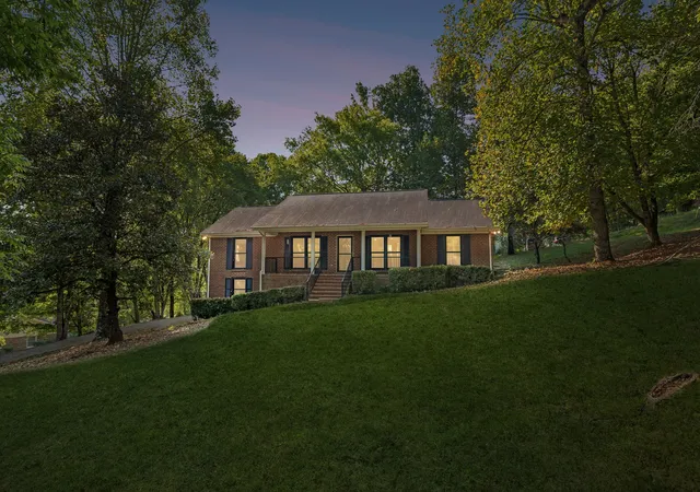 Photo 1 of Single family home for sale at 2025 Duncan Dr, Lewisburg, TN 37091 | MLS# 3335393 | Listing updated on 2026-09-30