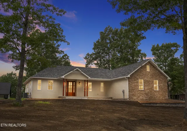 2nd image of 427 Bluff View Lp, Crossville, TN 38571 | MLS# 3306691