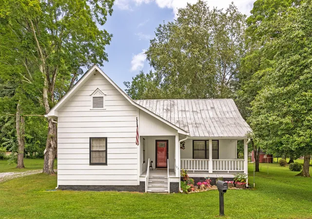 Photo 1 of Single family home for sale at 123 Leggett Rd, Sale Creek, TN 37373 | MLS# 3306699 | Listing updated on 2026-10-12