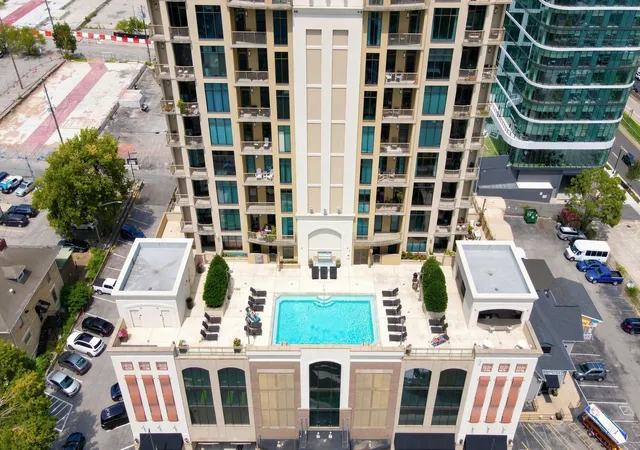 2nd image of 1510 Demonbreun St, Nashville, TN 37203