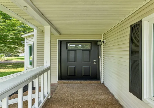 Photo 4 of Single family home for sale at 705 Murray Dr, Columbia, TN 38401 | MLS# 3312413 | Listing updated on 2026-09-04