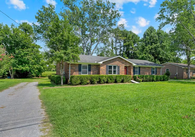 2nd image of 904 Mead Dr, Shelbyville, TN 37160 | MLS# 3309114