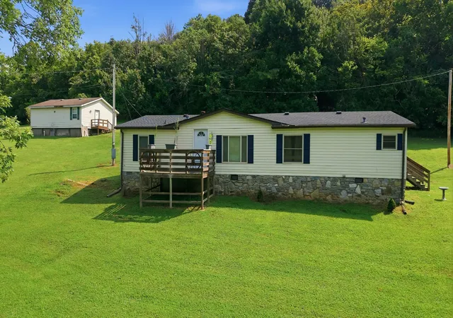 2nd image of 1305 Wolf Hill Rd, Bethpage, TN 37022 | MLS# 3309512