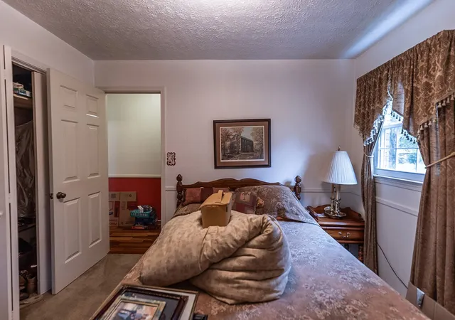 33rd image of 302 Springmont Dr, Hopkinsville, KY 42240 | MLS# 3307480