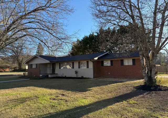 Photo 1 of Sale Pending at 520 Weeks Dr Ne, Cleveland, TN 37312 | MLS# 3307332 | Listing updated on 2026-08-21