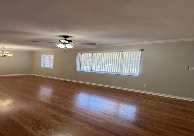 Photo 4 of Sale Pending at 520 Weeks Dr NE, Cleveland, TN 37312 | MLS# 3307332 | Listing updated on 2026-08-21