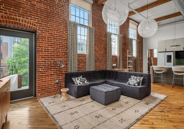Photo 3 of Single family home for sale at 1400 Rosa L Parks Blvd #216, Nashville, TN 37208 | MLS# 3308946 | Listing updated on 2026-07-28