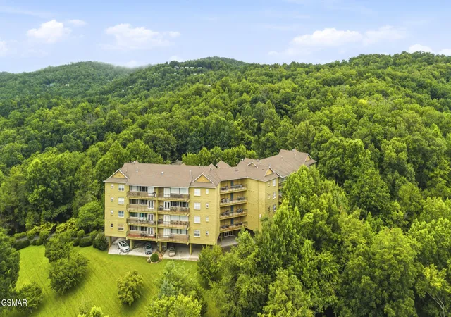 2nd image of 338 Pinnacle View Way #153, Gatlinburg, TN 37738 | MLS# 3308927