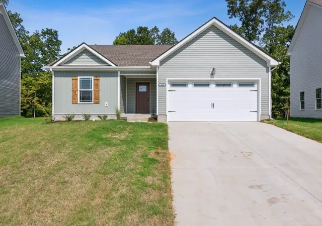 Photo 1 of Single family home for sale at 2655 Scott Dr, Clarksville, TN 37042 | MLS# 3308947 | Listing updated on 2026-09-04