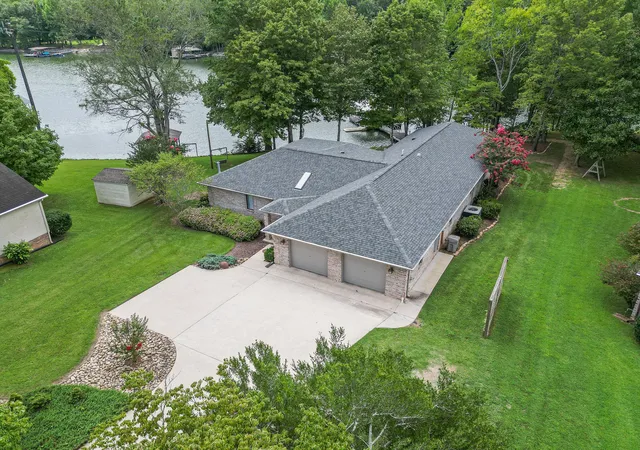 2nd image of 117 Lake St, Estill Springs, TN 37330 | MLS# 3309495