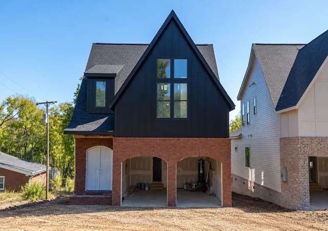Photo 1 of Single family home for sale at 3829 Edwards Ave, Nashville, TN 37216 | MLS# 3546484 | Listing updated on 2026-10-08
