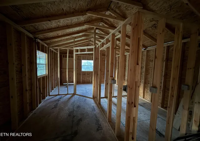 7th image of 112 State Garage Rd, Jamestown, TN 38556 | MLS# 3308959