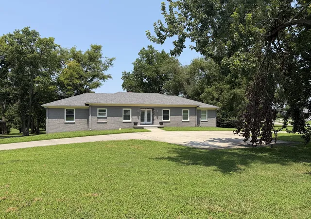 2nd image of 221 Rising Sun Ln, Old Hickory, TN 37138 | MLS# 3309200
